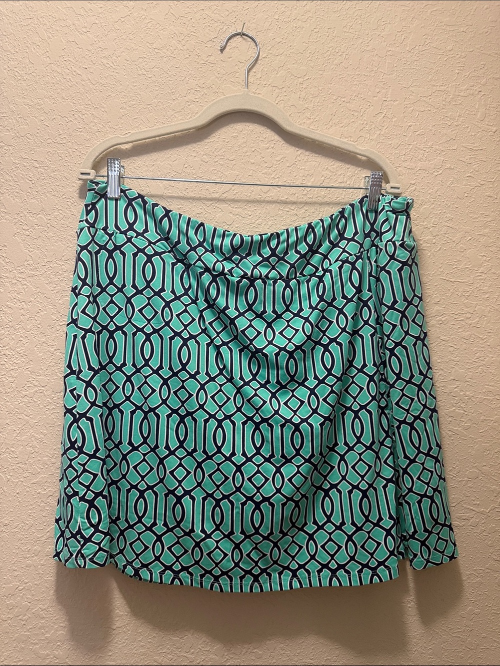 EUC Lulu-B Skirt With Built In Shorts in Teal and Navy Geometric Print